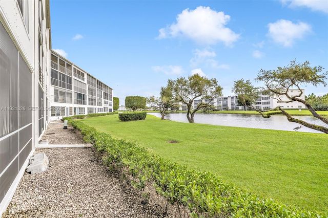 1009 Guildford A 1009, Boca Raton, FL 33434