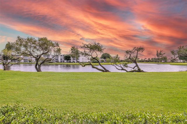 1009 Guildford A 1009, Boca Raton, FL 33434