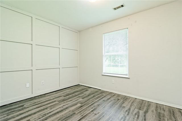 2526 N Harvey Wakefield Avenue, Pea Ridge, AR 72751