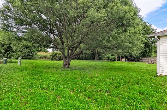 2526 N Harvey Wakefield Avenue, Pea Ridge, AR 72751