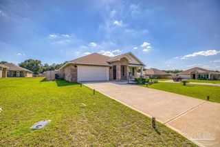 9336 Tara Cir, Milton, FL 32583