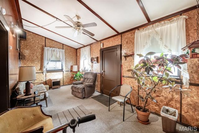 714 W South Street W, Mascoutah, IL 62258