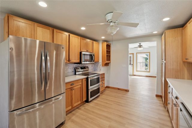 5705 Beverly Road SW, Cedar Rapids, IA 52404