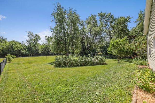 5705 Beverly Road SW, Cedar Rapids, IA 52404