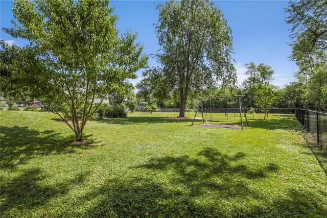 5705 Beverly Road SW, Cedar Rapids, IA 52404