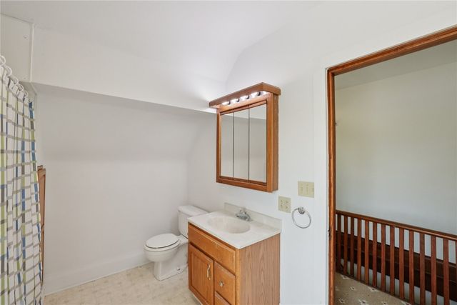 5705 Beverly Road SW, Cedar Rapids, IA 52404