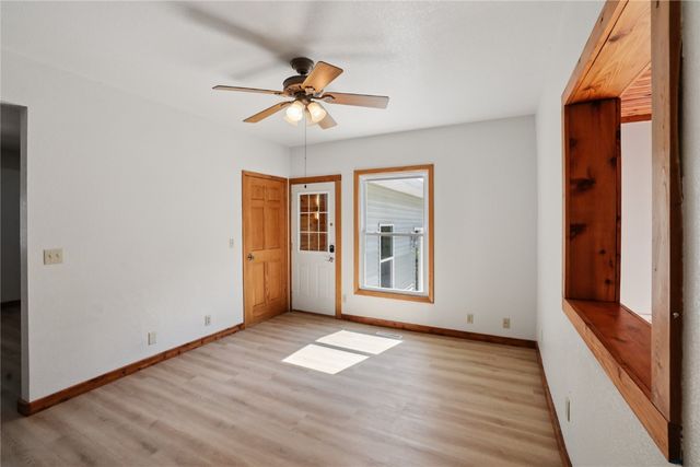 5705 Beverly Road SW, Cedar Rapids, IA 52404