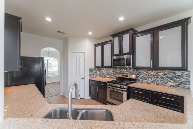 25618 Crisp Spring Lane, Spring, TX 77373