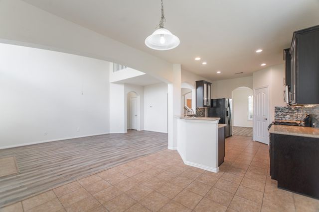 25618 Crisp Spring Lane, Spring, TX 77373