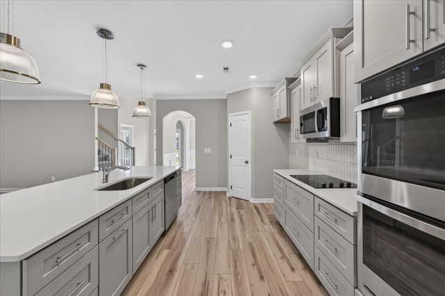 1267 Mourning Cloak Dr, Clarksville, TN 37043