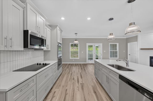 1267 Mourning Cloak Dr, Clarksville, TN 37043