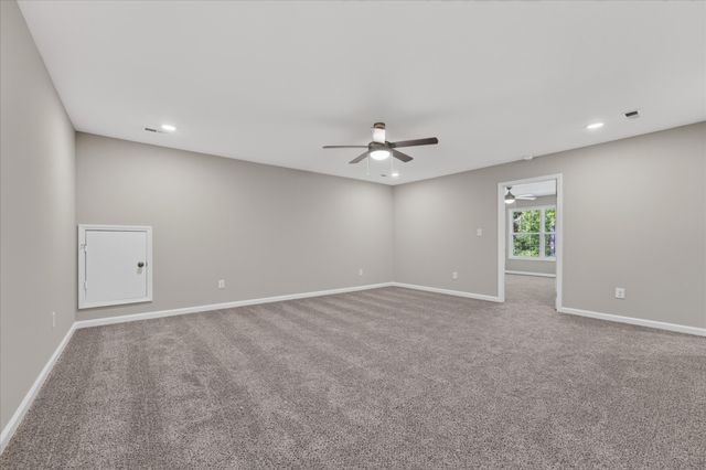 1267 Mourning Cloak Dr, Clarksville, TN 37043
