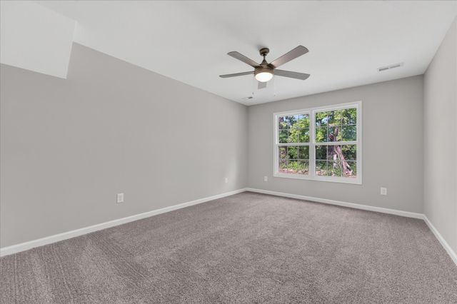1267 Mourning Cloak Dr, Clarksville, TN 37043