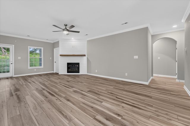 1267 Mourning Cloak Dr, Clarksville, TN 37043