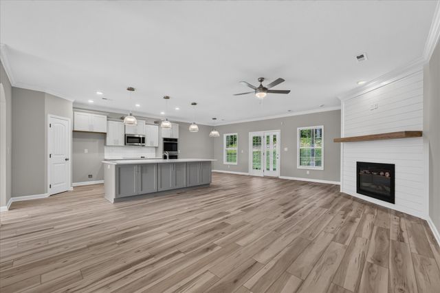 1267 Mourning Cloak Dr, Clarksville, TN 37043