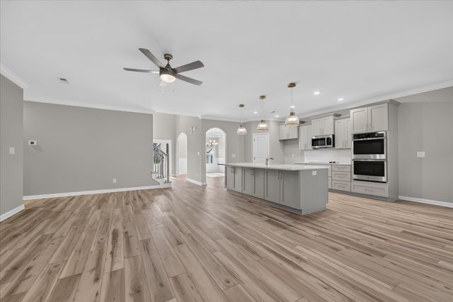 1267 Mourning Cloak Dr, Clarksville, TN 37043