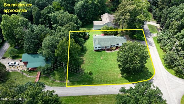 18 Glenn Eagle Rd, Brandenburg, KY 40108