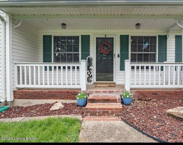 18 Glenn Eagle Rd, Brandenburg, KY 40108