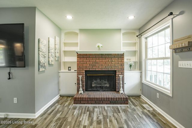 18 Glenn Eagle Rd, Brandenburg, KY 40108