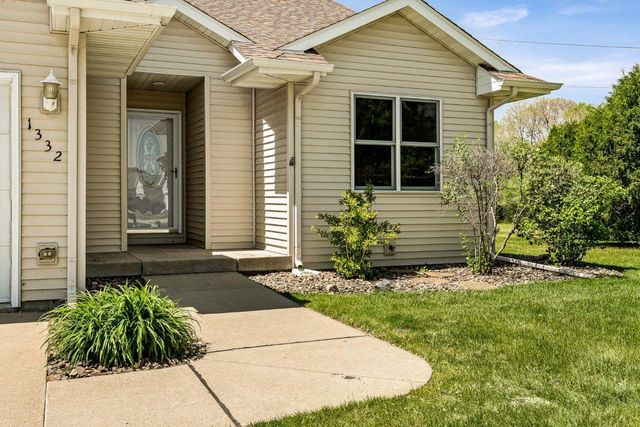 1332 Harvest CIRCLE, Holmen, WI 54636