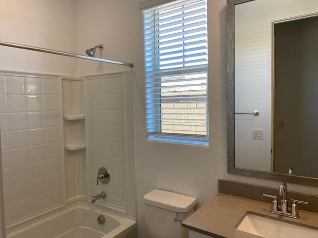 130 E Elmwood Place, Chandler, AZ 85249
