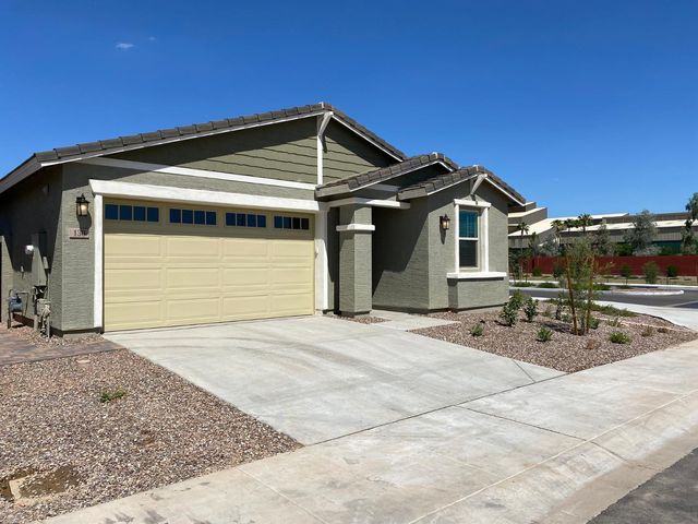 130 E Elmwood Place, Chandler, AZ 85249