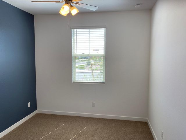 130 E Elmwood Place, Chandler, AZ 85249