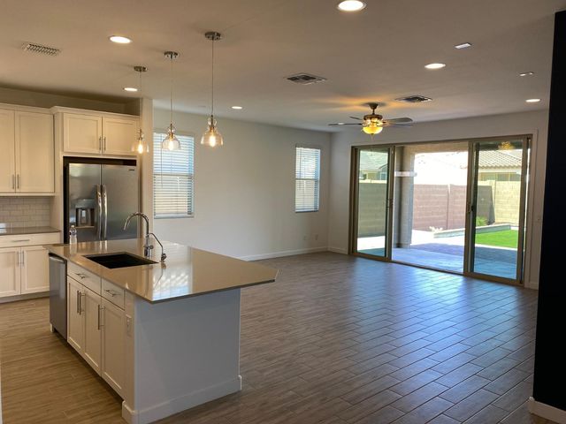 130 E Elmwood Place, Chandler, AZ 85249