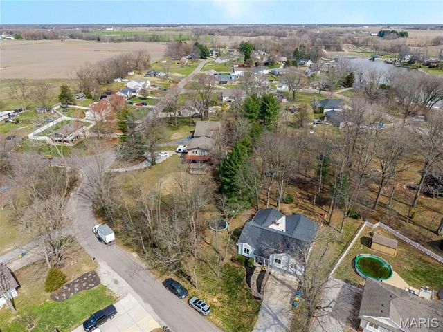 1382 Biscay Drive, Edwardsville, IL 62025