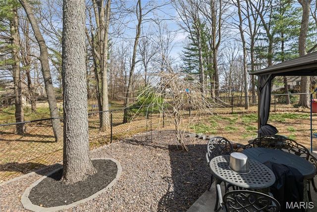 1382 Biscay Drive, Edwardsville, IL 62025