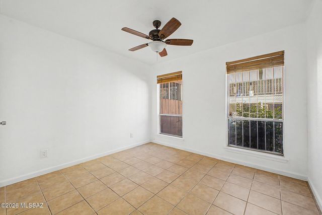 1600 N Wilmot Rd Unit 196, Tucson, AZ 85712