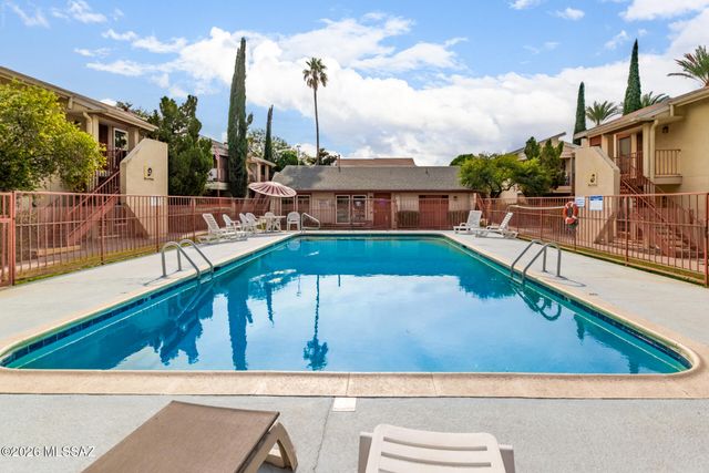 1600 N Wilmot Rd Unit 196, Tucson, AZ 85712
