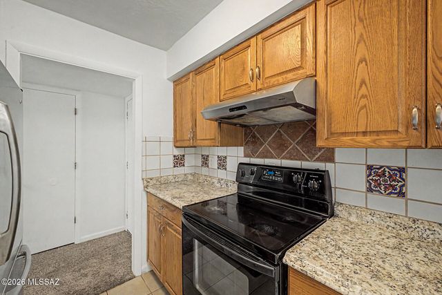 1600 N Wilmot Rd Unit 196, Tucson, AZ 85712