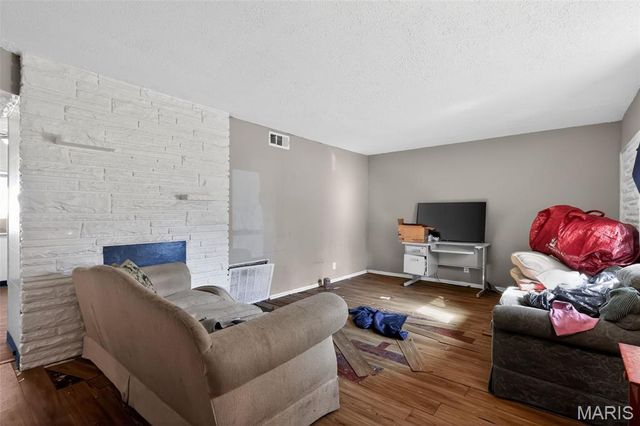 1113 Haley Avenue, St Louis, MO 63121