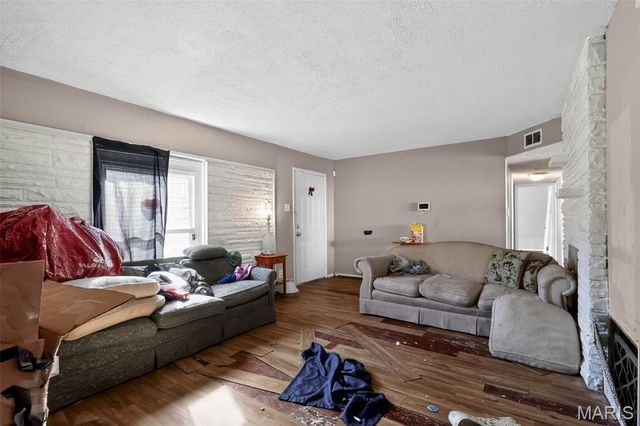 1113 Haley Avenue, St Louis, MO 63121