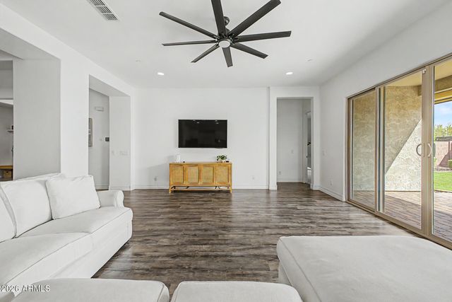 11883 W MORNING VISTA Drive, Peoria, AZ 85383