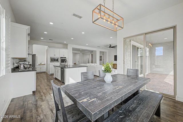 11883 W MORNING VISTA Drive, Peoria, AZ 85383