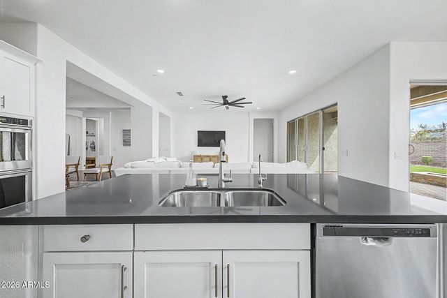 11883 W MORNING VISTA Drive, Peoria, AZ 85383