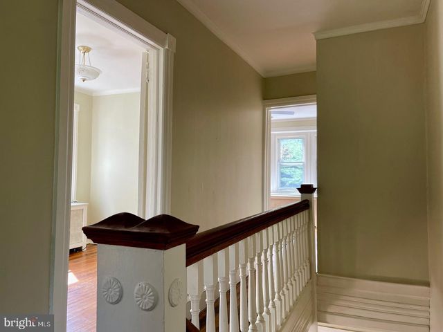 692 LENNI RD, Aston, PA 19014