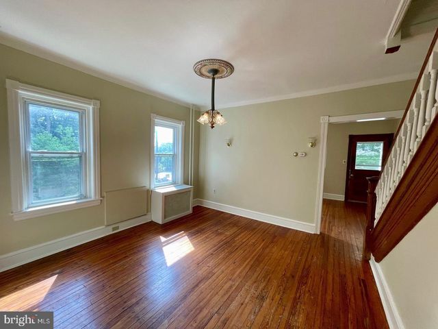 692 LENNI RD, Aston, PA 19014