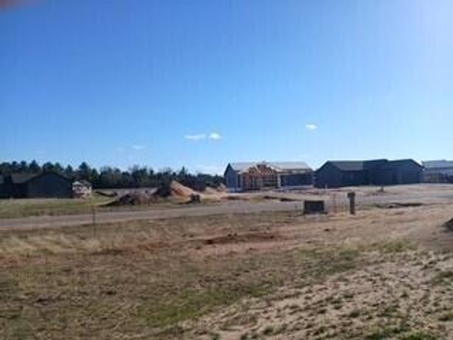 W5663 SUGAR SAND DRIVE, New Lisbon, WI 53950