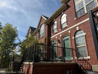 662 Village Lane, Milford, MI 48381