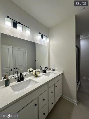 701 PARKER BLVD, Princeton Junction, NJ 08550