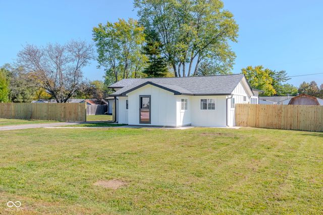 4221 S Lynhurst Drive, Indianapolis, IN 46221