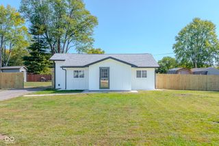 4221 S Lynhurst Drive, Indianapolis, IN 46221
