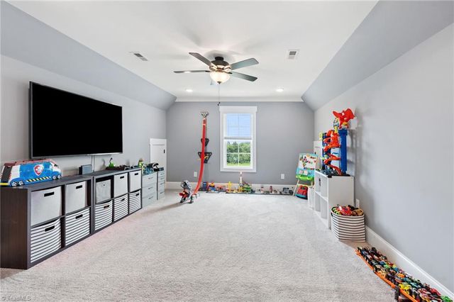 7412 Kingsley Place, Stokesdale, NC 27357