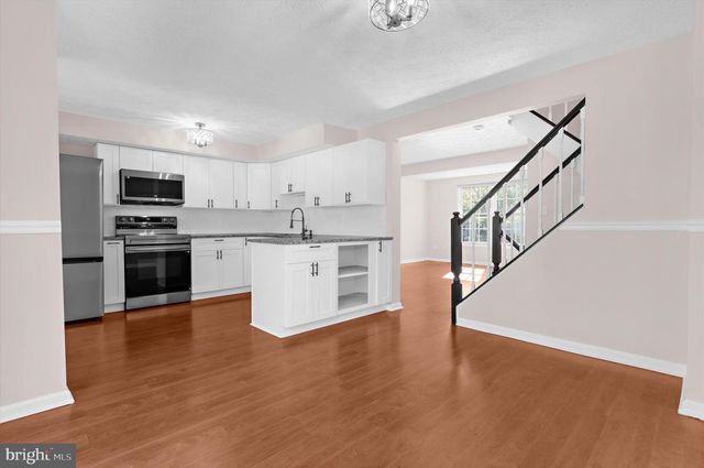 8164 HAZY DAWN CT, Pasadena, MD 21122