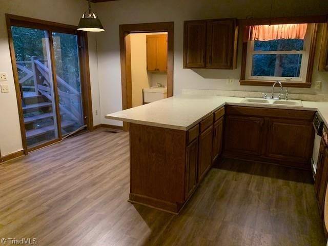 130 N Oakland Avenue, Eden, NC 27288