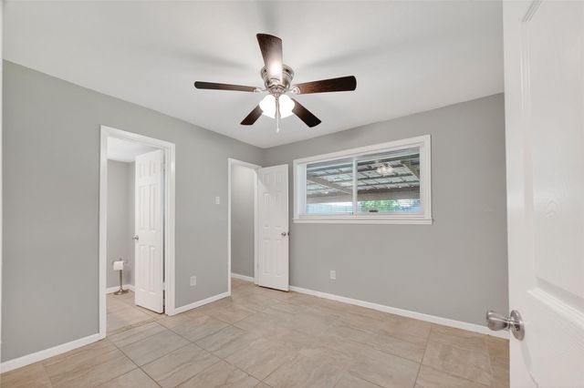 12114 Ryewater Drive, Houston, TX 77089