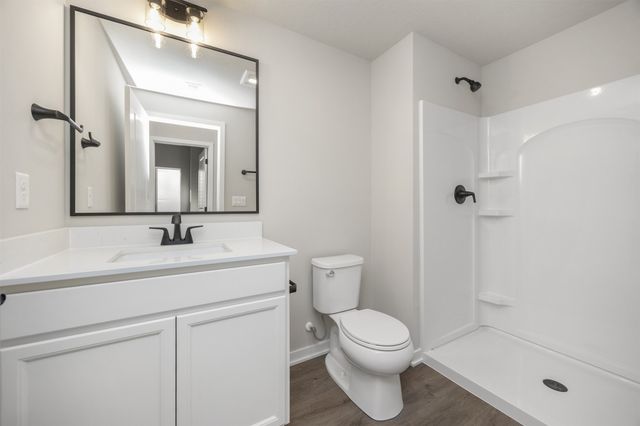 9544 NW 82nd Avenue, Johnston, IA 50131